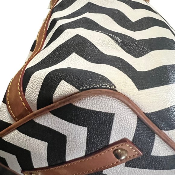 Dooney & Bourke Chevron Tote Bag Black White - Picture 12 of 14